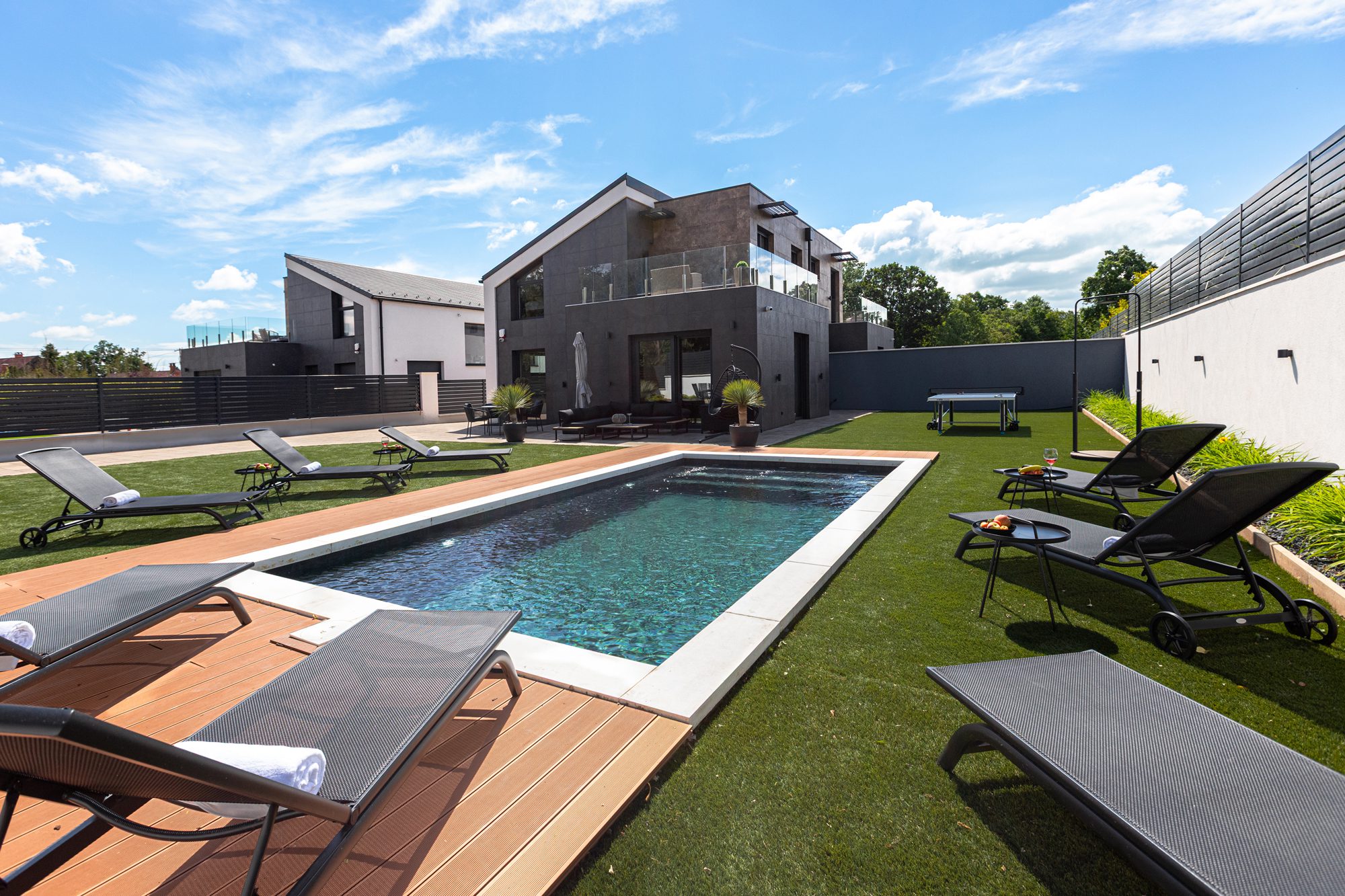 Villa Porta Verde I private pool with sun loungers